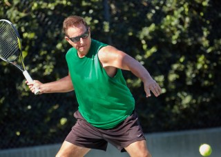 461071 ITA Tennis masters Mark Hurd Playing Tennis RA 4181